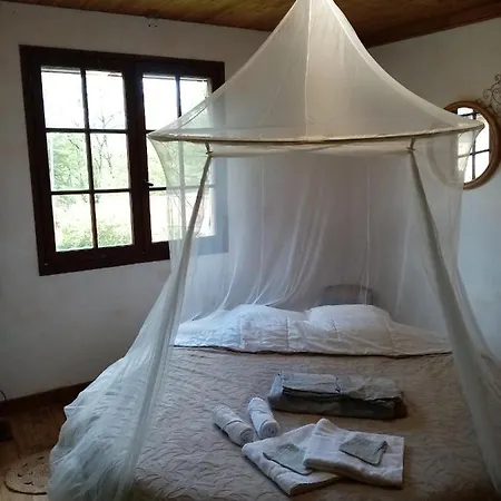 Grande Maison De Au Calme Val de Louyre et Caudeau