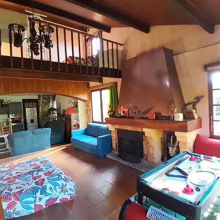 Hébergement de vacances Grande Maison De Au Calme Val de Louyre et Caudeau